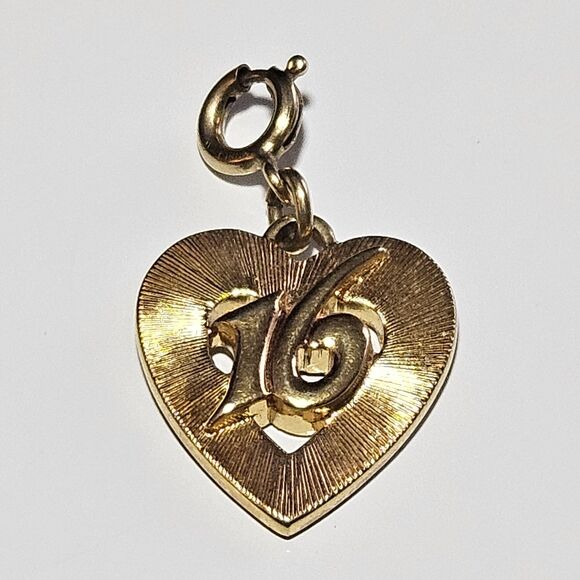 **Final Sale** Vintage Monet Sweet 16 HEART Gold Tone Charm Pendant Birthday - Picture 10 of 10